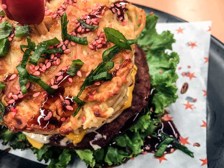 Hamburguesa de ramen región cuatro