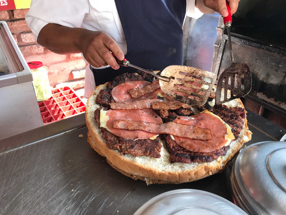 Hamburguesas gigantes de Izcalli