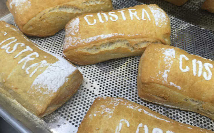 Pan recién sacado del horno. 