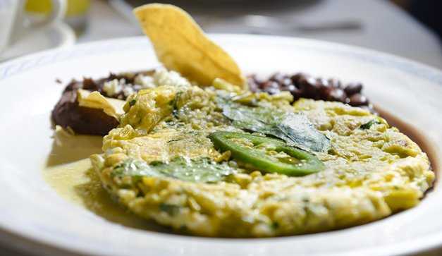 La emblemática tortilla de huevo de El Cardenal