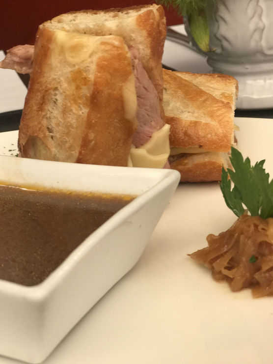 French dip Bistro 83