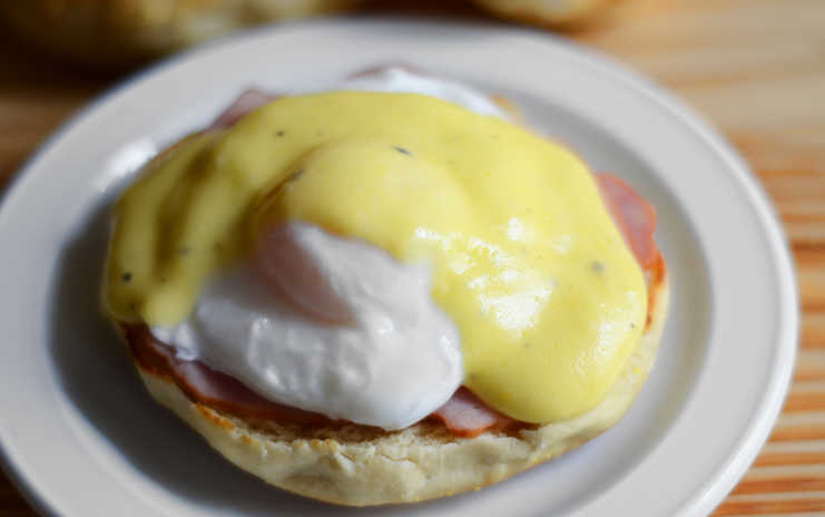 Huevos benedictinos Bistrot Mosaico